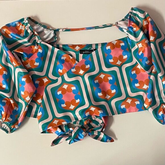GoodTime USA Retro-Inspired Wrap Crop Top NWT Size S - Picture 2 of 10